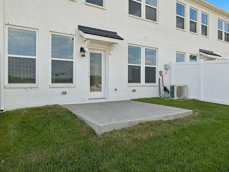 615 Club View Way — Photo 43
