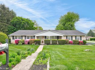 2285 Sutton Rd, York, PA 17403