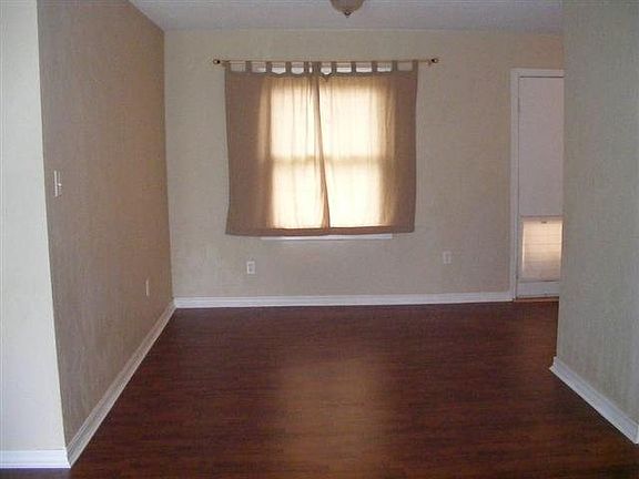 3rd image of 2138 NW Lincoln Ave