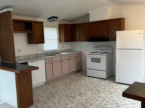1891 N Main St, Searcy, AR 72143