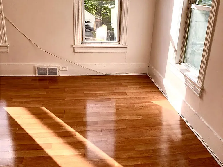 43 Broad St #2 — Photo 7