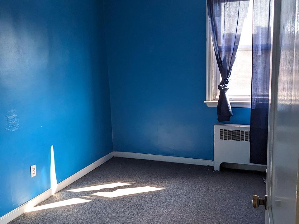 2nd image of 2726 Hellerman St Floor 2