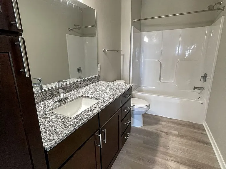 620 Research Dr — Photo 27