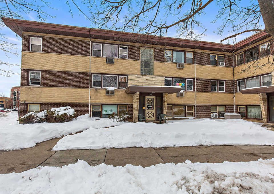 1st image of 30 Conti Pkwy #1S