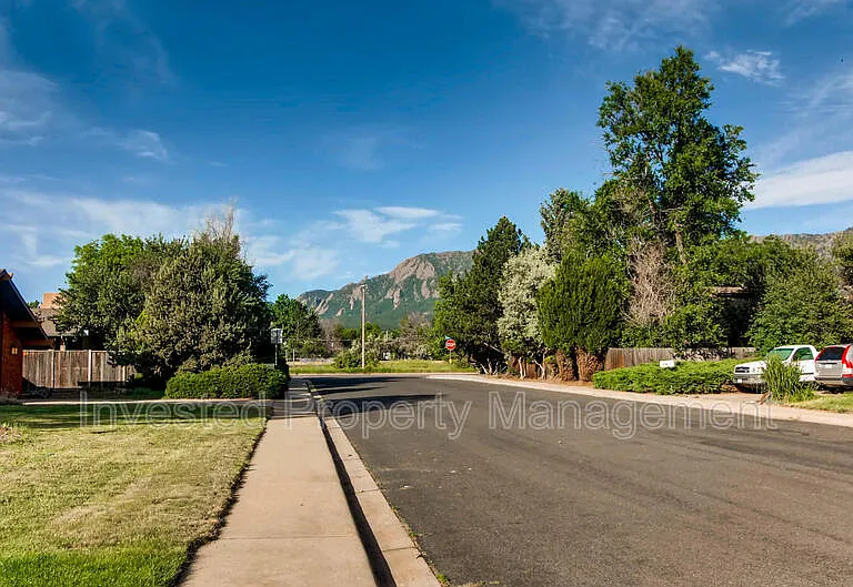 220 Hopi Pl — Photo 28