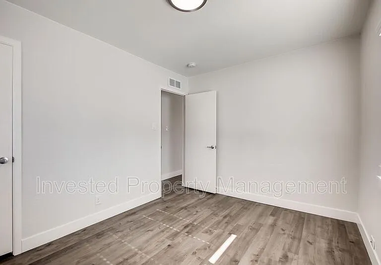 3330 N Cook St — Photo 8