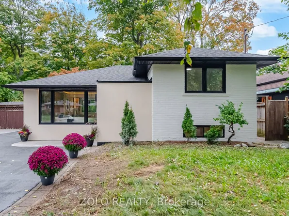 53 Morning Dew Rd, Toronto, ON M1E 3X2