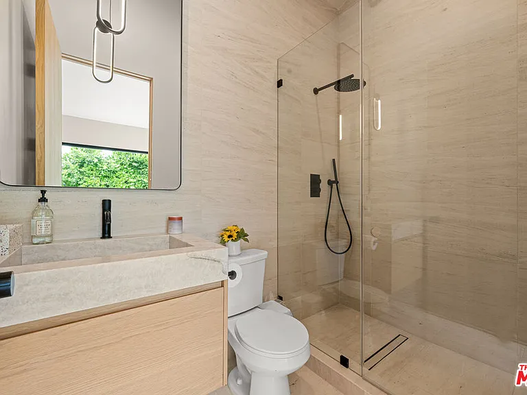 4740 Sunnyslope Ave — Photo 44