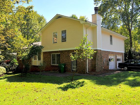 4th image of 4452 Woodland Forest Dr