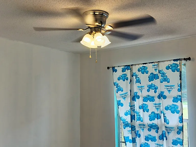 6840 S Sorrell Ave — Photo 10