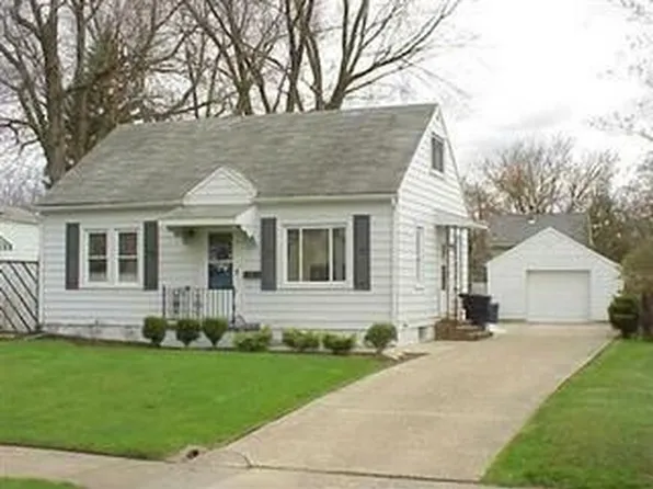 1284 Hollywood St NE, Warren, OH 44483