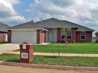 1212 Dawn Ave, Yukon, OK 73099