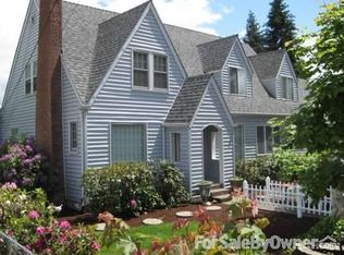 1354 N 3rd Ave, Stayton, OR 97383