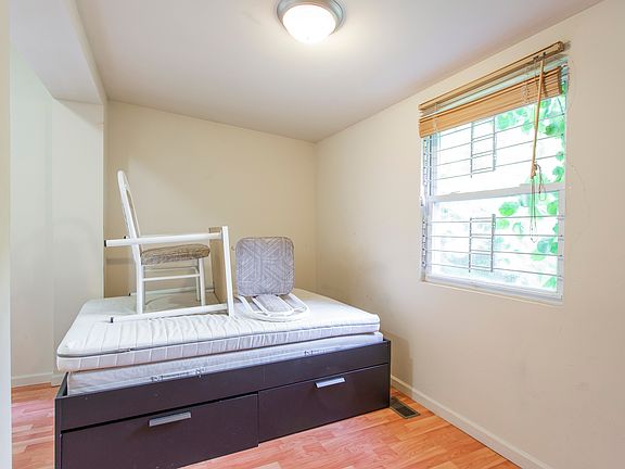 3rd image of 1528 N 18th St #1