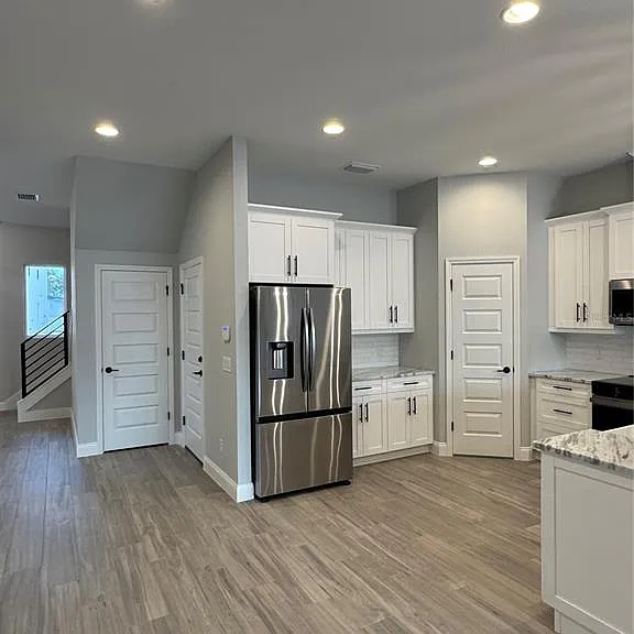 1172 Windjammer Dr — Photo 8