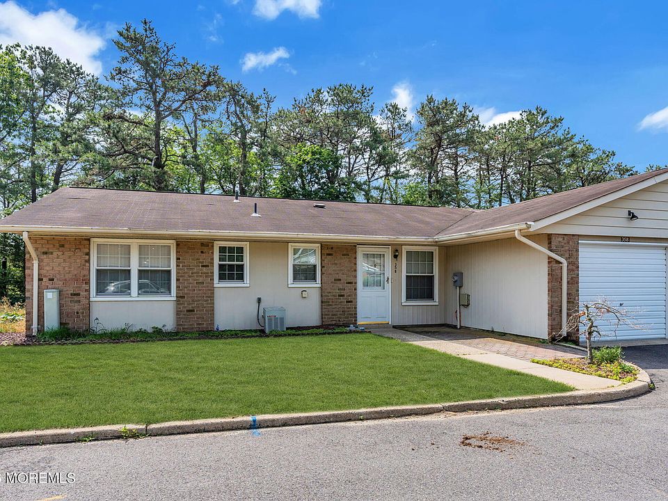 1st image of 35B Gramercy Lane