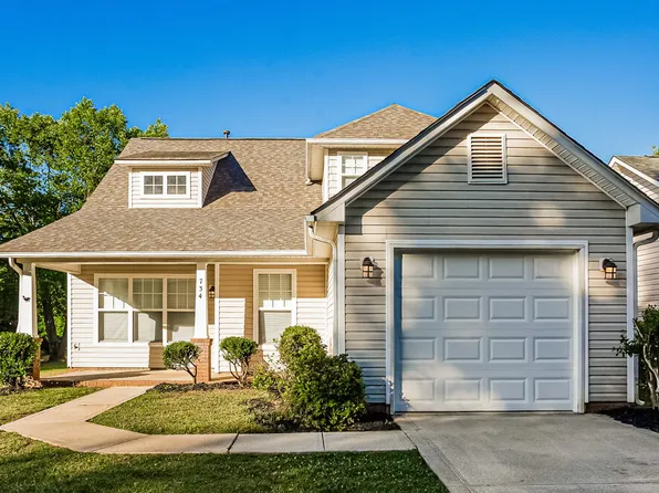 734 Ablow Dr, Matthews, NC 28105