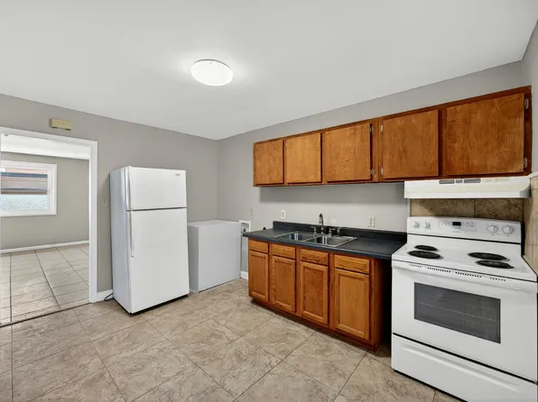 129 Congress St APT C, Charleston, SC 29403