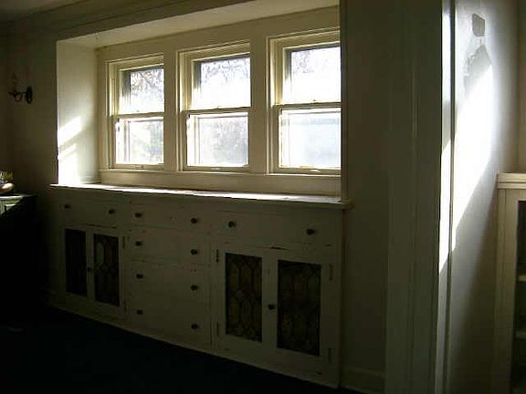4th image of 3431 N Winthrop Ave