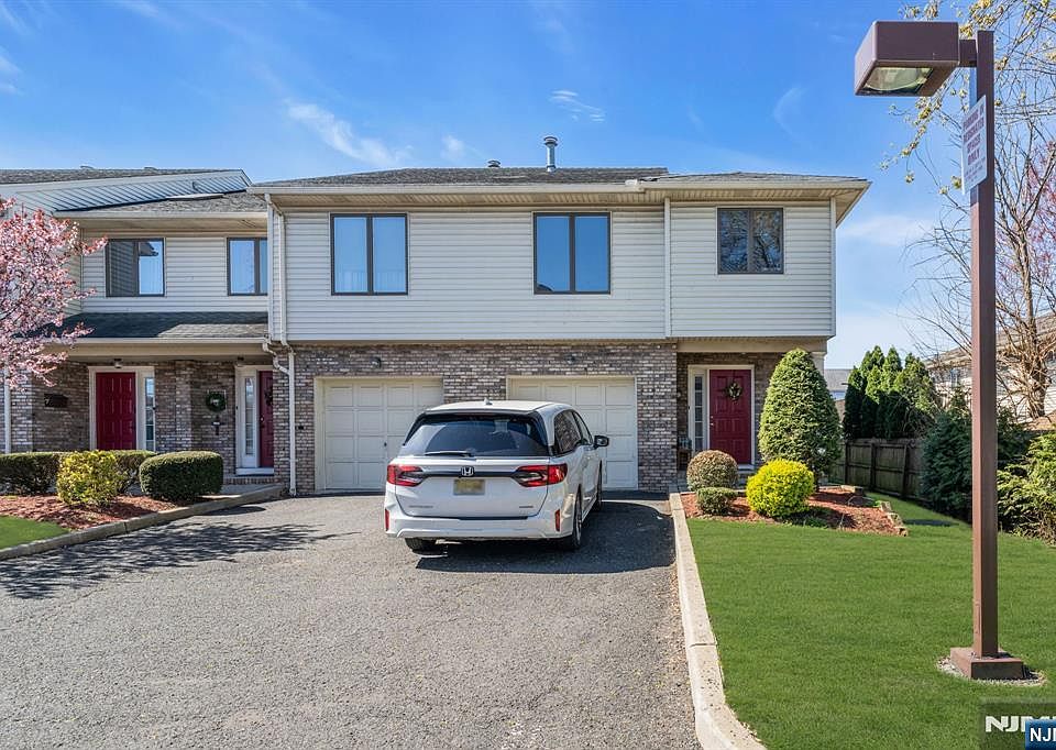 1st image of 266 Garibaldi Avenue