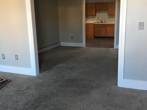 3rd image of 101 W Race St APT 303
