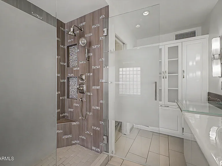 6133 E Mountain View Rd — Photo 22