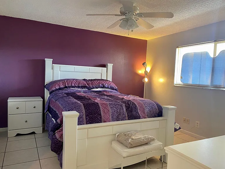 2615 NE 3rd Ct #302 — Photo 7