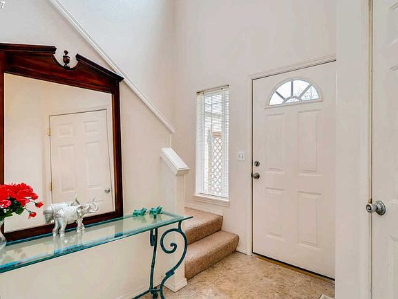 3rd image of 1512 NE 156th St