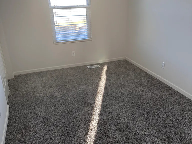 5883 S 193rd Ave — Photo 12