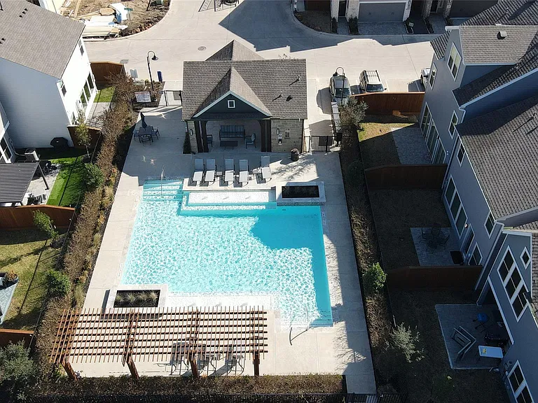 10972 Swang Link Dr — Photo 34