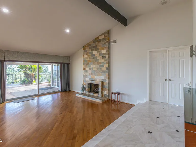 1212 Arno Dr — Photo 7