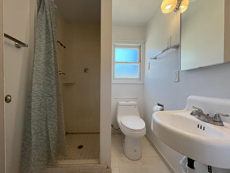 20100 SW Alexander St — Photo 18