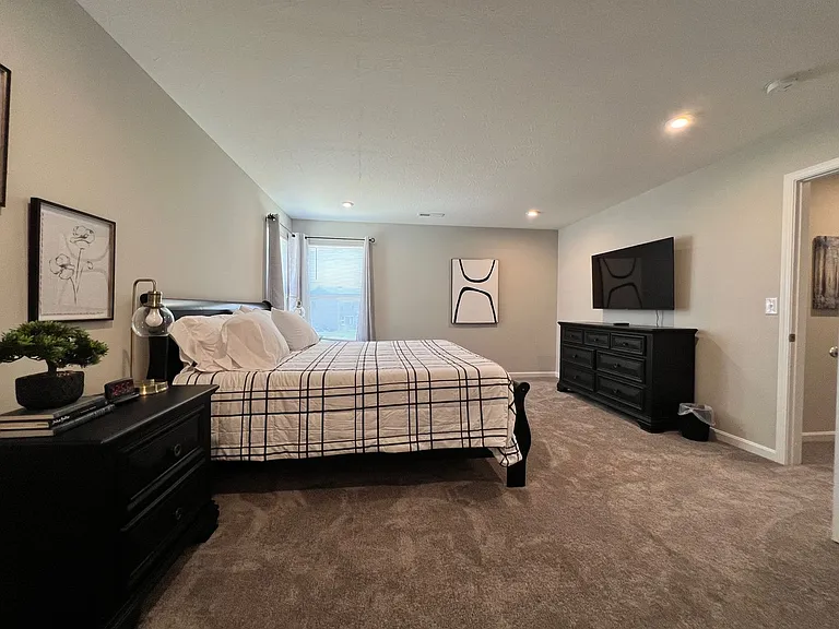 7876 Ellington Ct — Photo 20