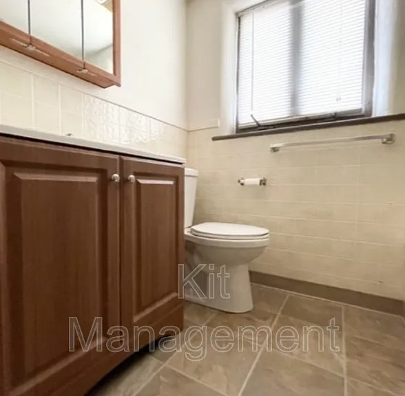3805 Berkeley Dr — Photo 5