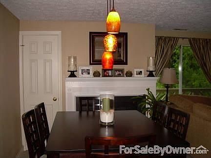 2nd image of 11 Teaberry Ct