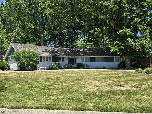 3159 Eastwick Dr, Cleveland, OH 44112