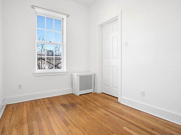 5th image of 350 W 12th St APT 5A