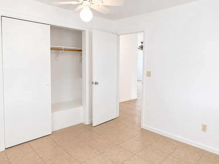 9440 SW 51st St — Photo 17