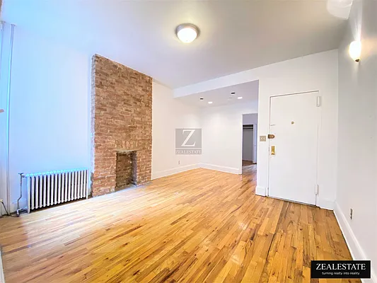 Rented by ZealEstate Group Inc | media 29