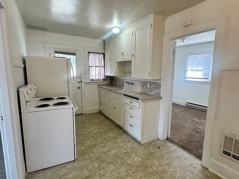 801 Kittitas St — Photo 3