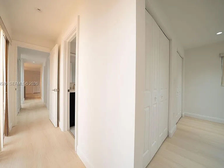 1550 S Greenway Dr — Photo 38