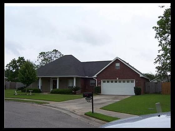 1st image of 13248 Carriage Cir