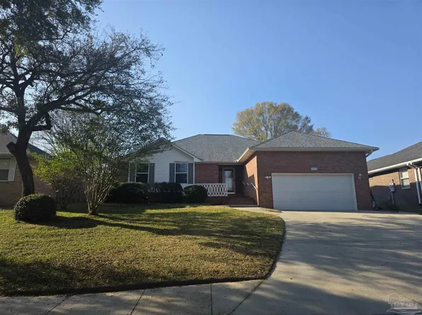 2049 Pin High Dr, Pensacola, FL 32526