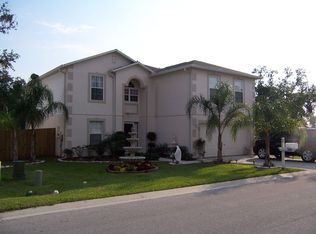 5716 Oakwood Knoll Dr, Lakeland, FL 33811