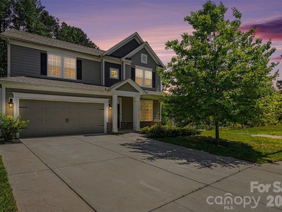 141 Hornbeam Ln, Mooresville, NC 28117