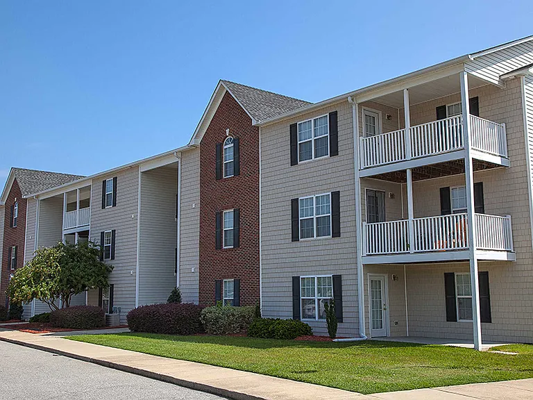 South Main Apartments — Photo 19