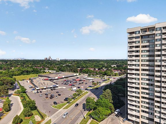 4th image of 1580 Mississauga Valley Blvd #1501