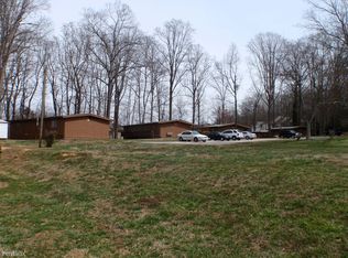 4405 Oakwood Rd, Oakwood, GA 30566