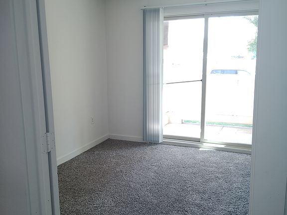 3rd image of 4115 San Jacinto St #203