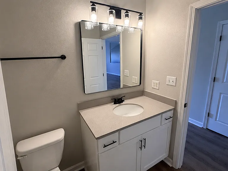 Pinebrook Apartments — Photo 11